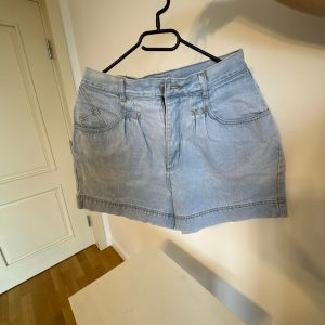 Pantaloni scurti blug 13-14 ani Esprit